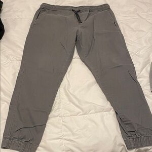 Hawke & Co Men's Grey Chino Joggers